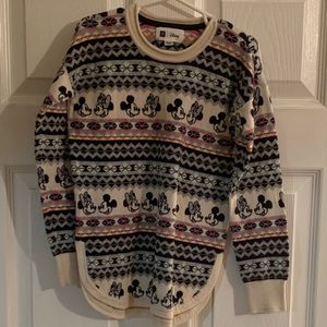 EUC Girls Gap Small Disney sweater